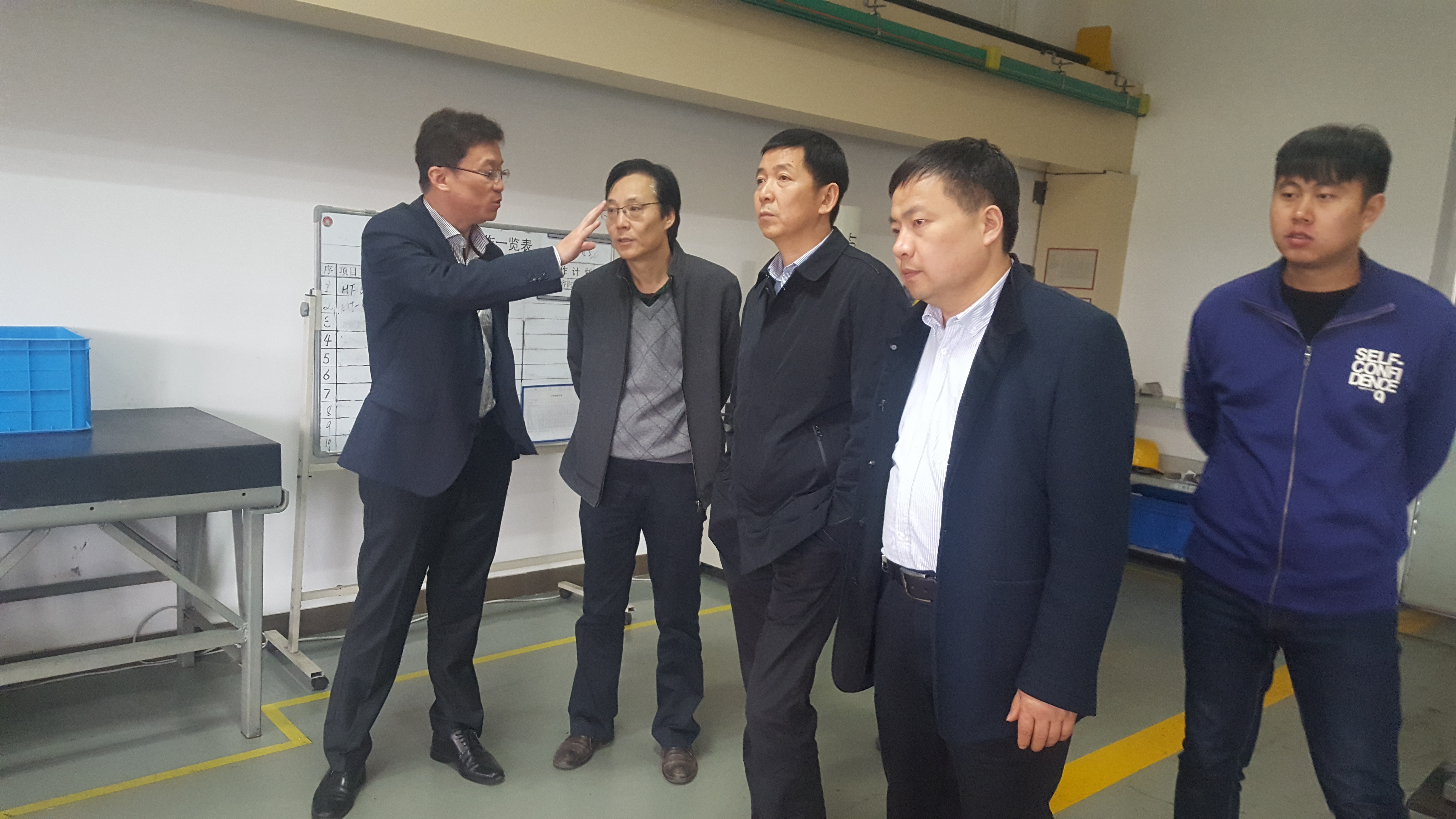 ���Ժ������ʶӸ����ձ���������ҵ